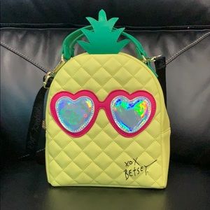 Xox Betsy Johnson Tote bag